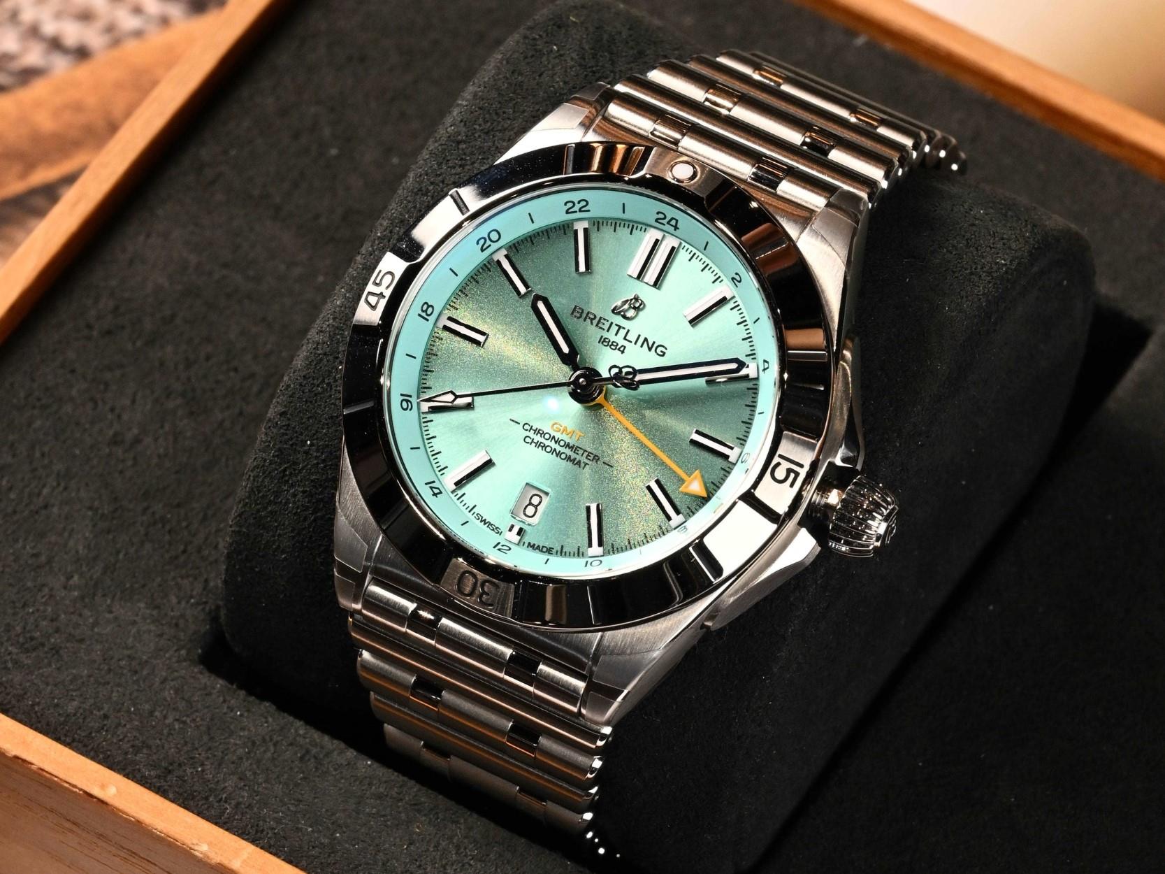 百年靈 Breitling 隆重呈獻 Chronomat Automatic GMT 40 機械計時自動腕錶—東方表行特別版